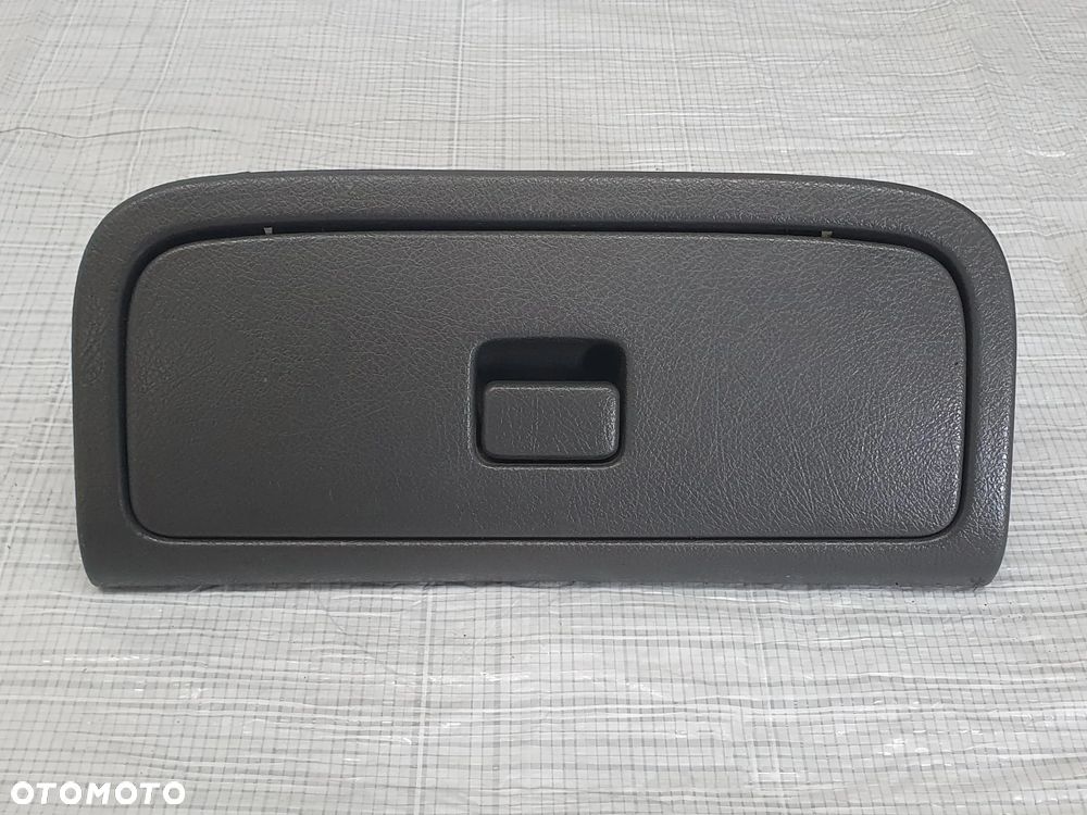 Schowek górny (deski rozdzielczej) do Suzuki Vitara I