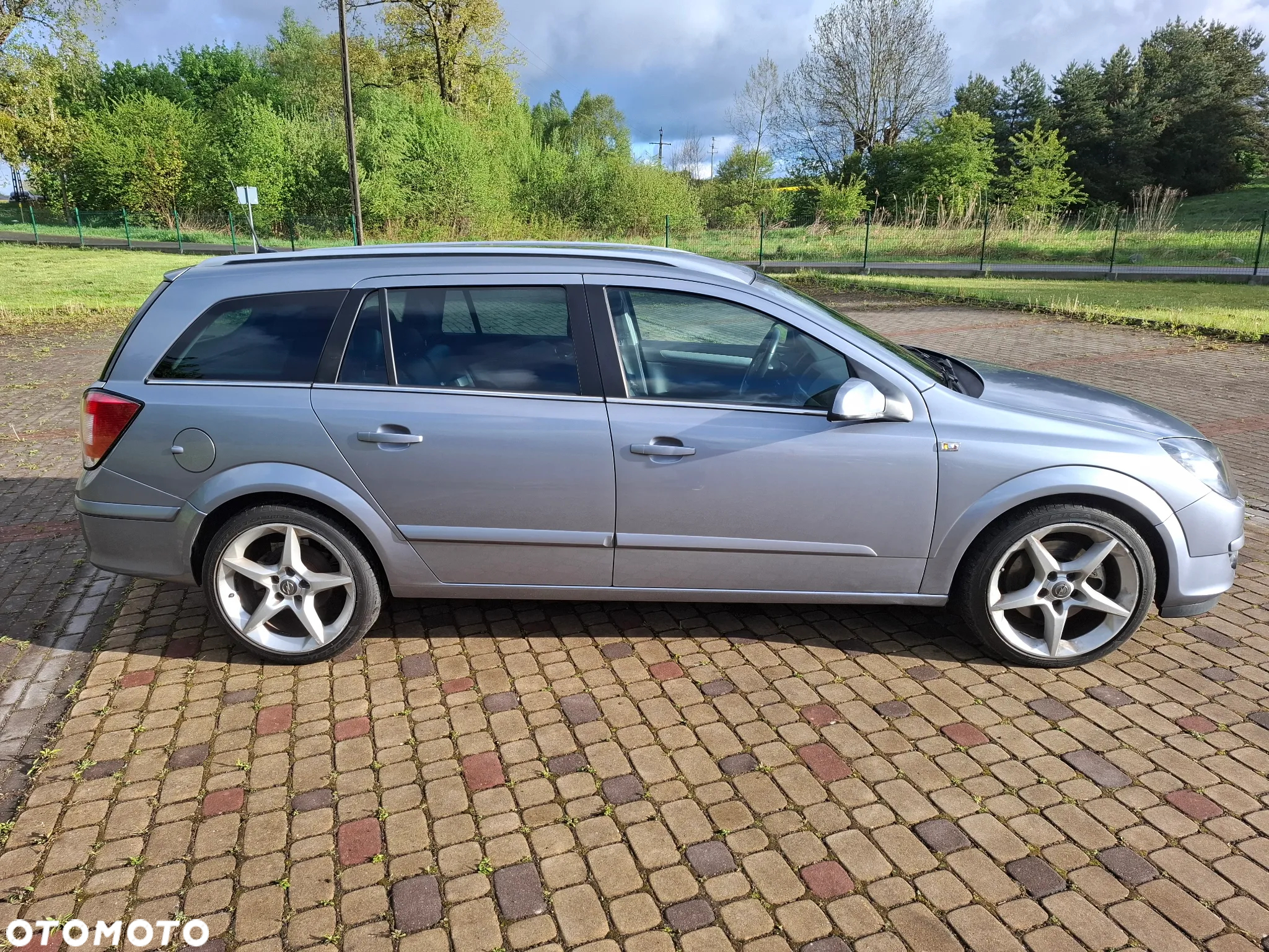 Opel Astra 1.9 CDTI Caravan DPF NAVI - 10