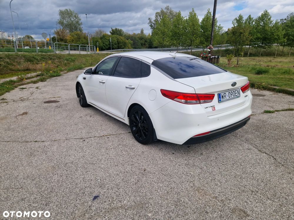 Kia Optima - 19