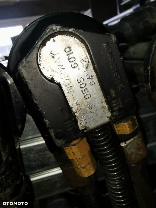 SMOK PŁYWAK CZUJNIK POZIOMU PALIWA WEMA TS D5056010 04W12 - 2