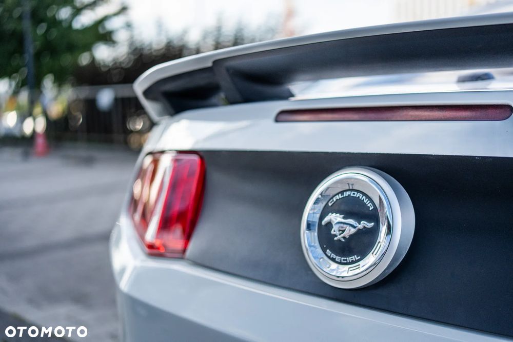 Ford Mustang 5.0 V8 GT Premium - 31