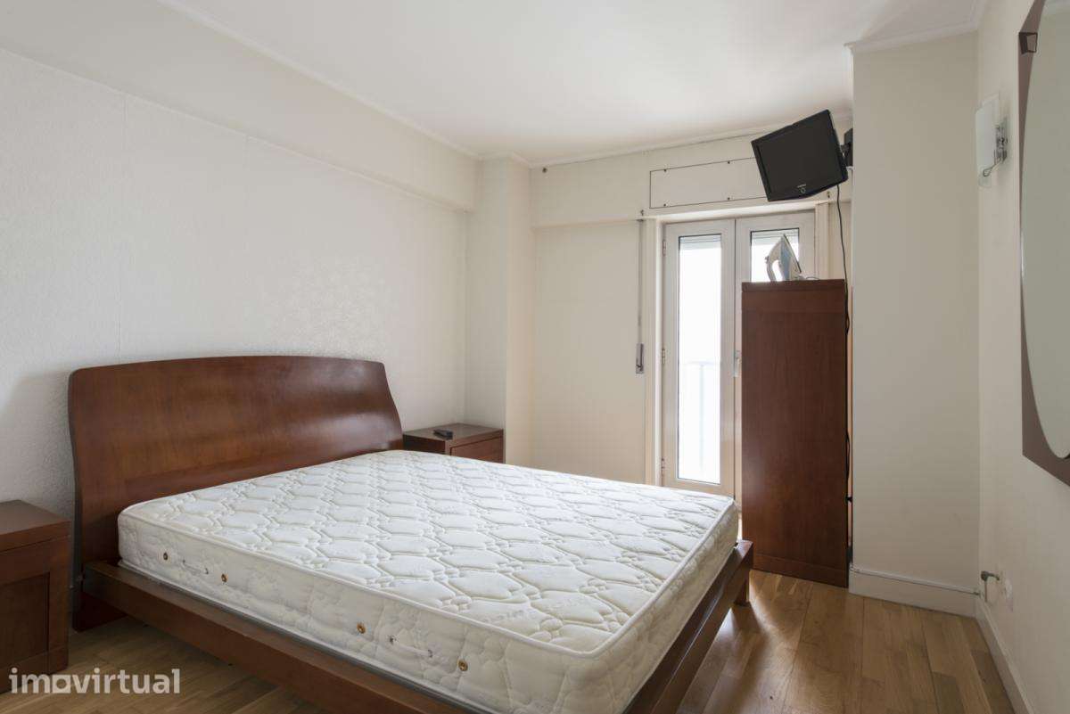 Apartamento com 1 quartos - localizado em Lumiar Lisbon - Grande imagem: 2/21