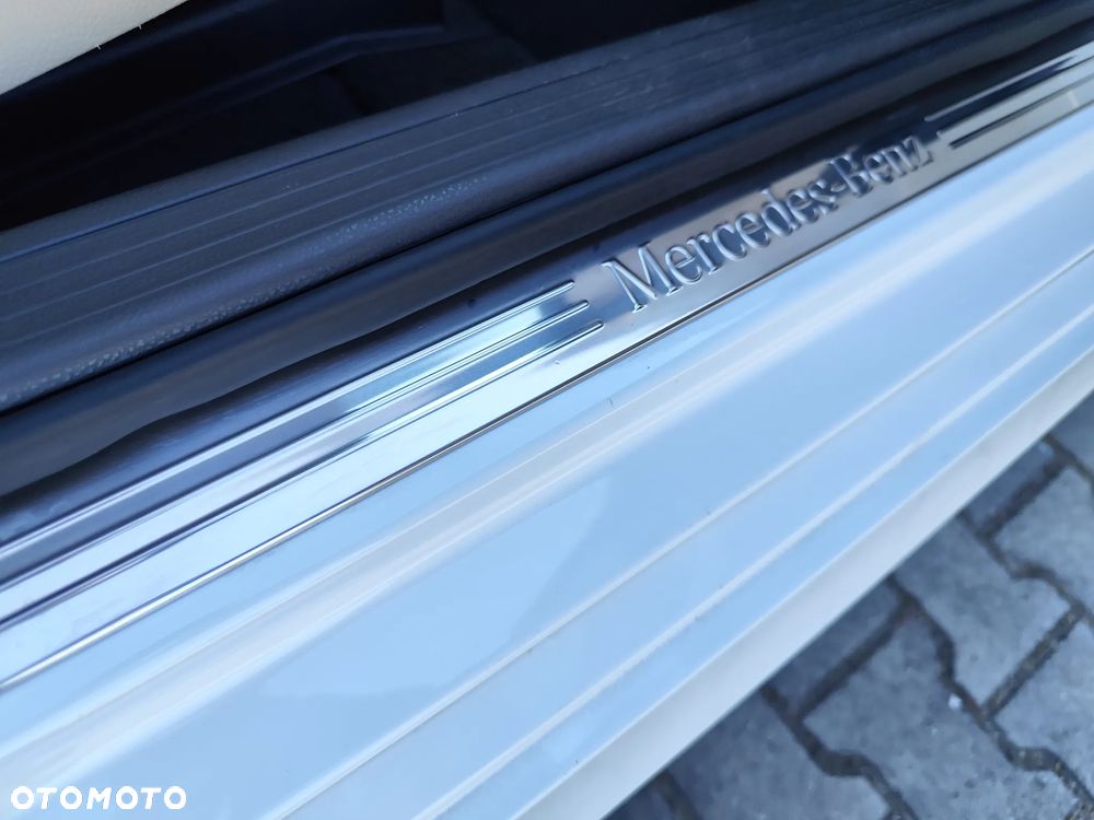 Mercedes-Benz GLK 350 4Matic (BlueEFFICIENCY) 7G-TRONIC - 33