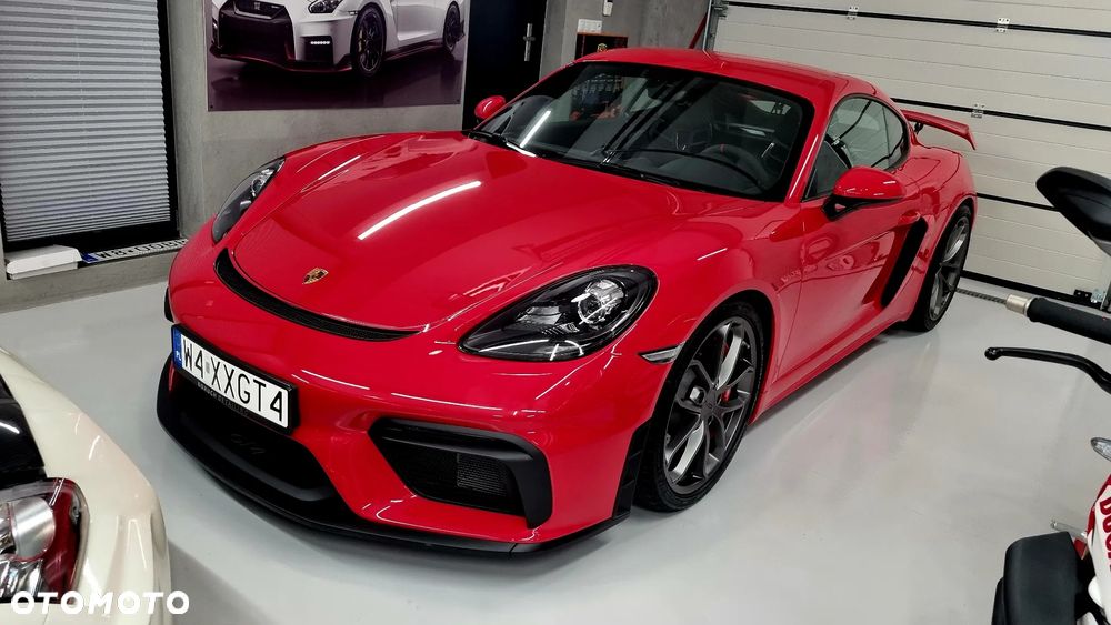 Porsche 718 Cayman GPF GT4 - 5