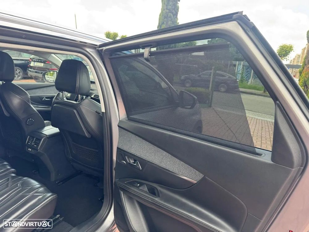 Peugeot 5008 1.2 PureTech GT Pack EAT8 - 28