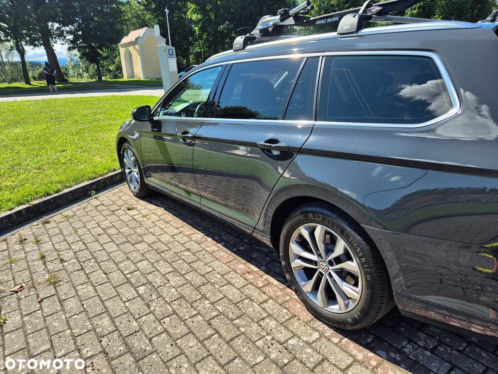 Volkswagen Passat - 9