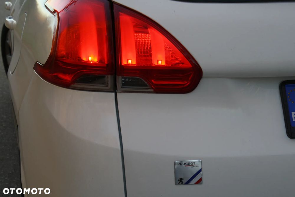 Peugeot 2008 PureTech 110 Style - 15