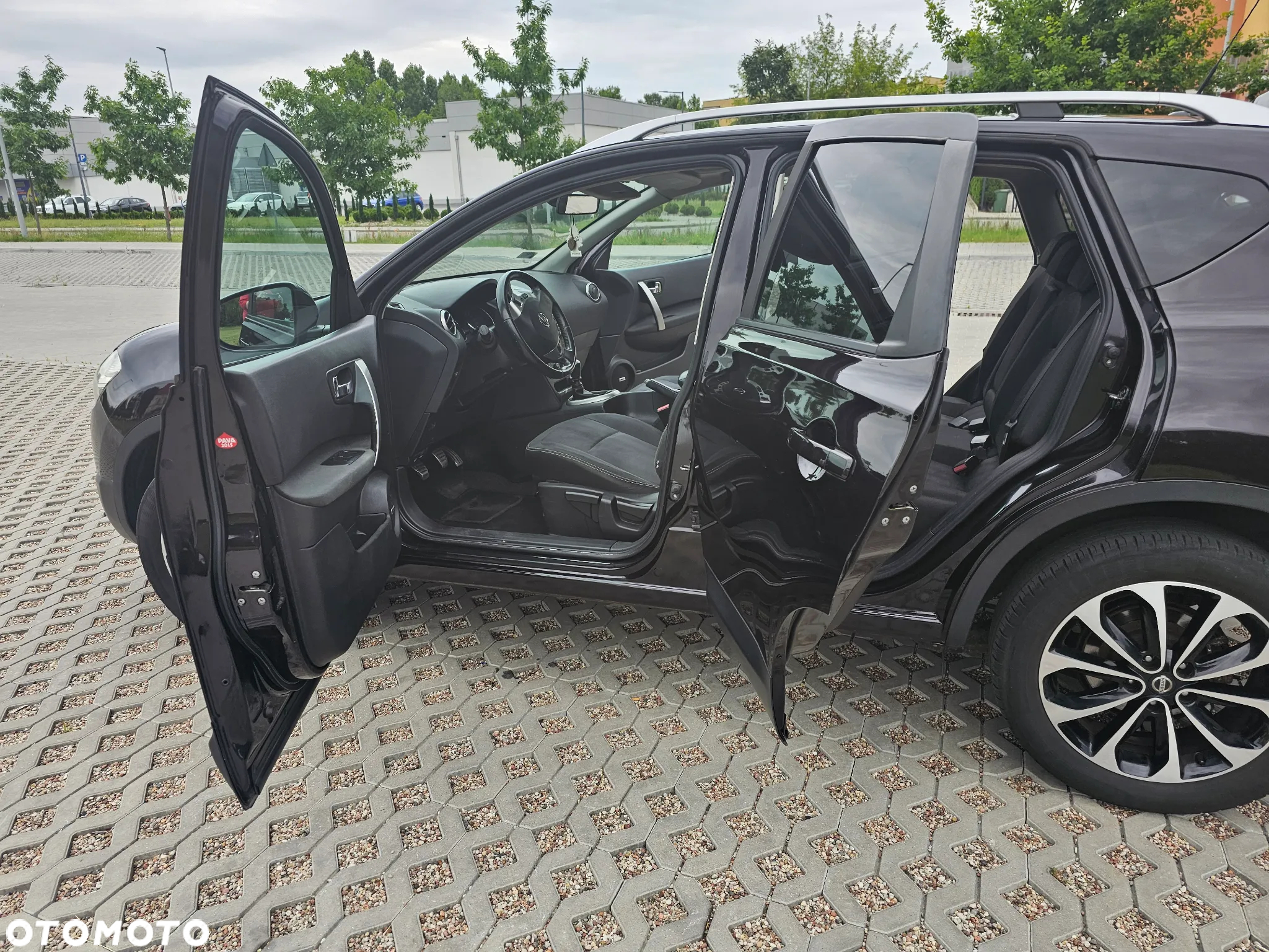Nissan Qashqai 2.0 dCi DPF tekna - 10