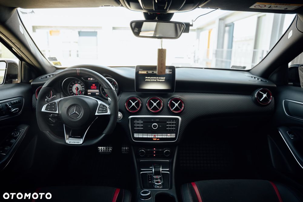 Mercedes-Benz Klasa A AMG 45 4-Matic - 24