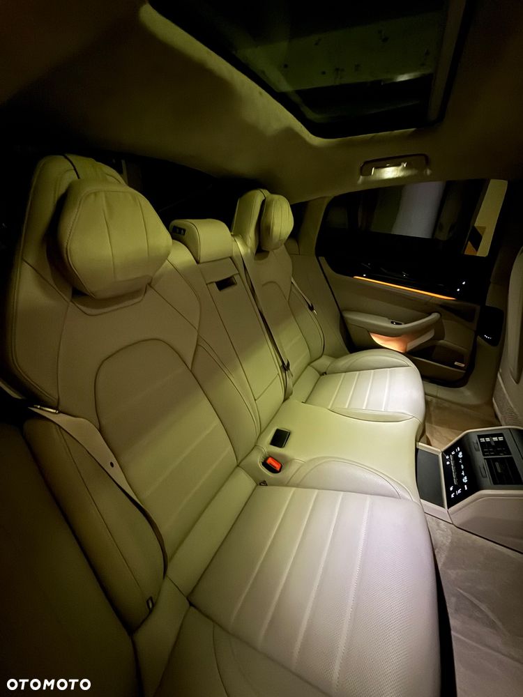 Porsche Panamera 4 - 13