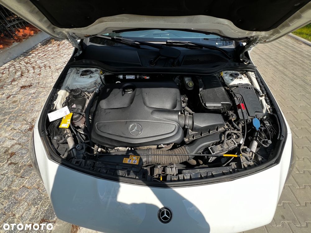 Mercedes-Benz CLA - 40