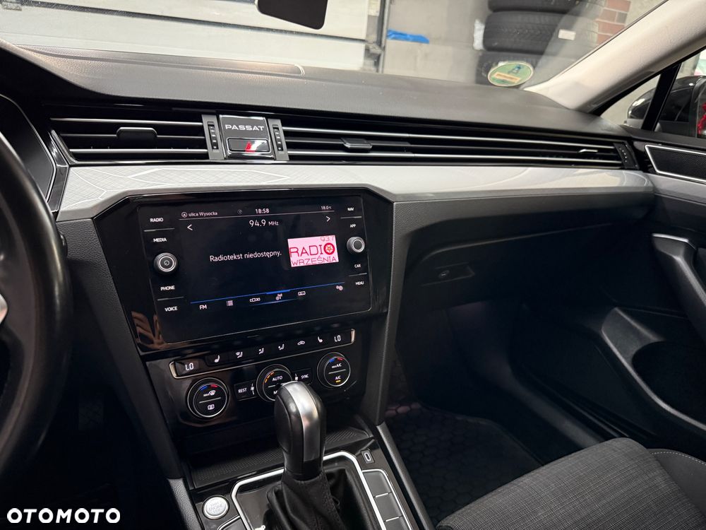 Volkswagen Passat Variant 1.5 TSI OPF DSG - 22