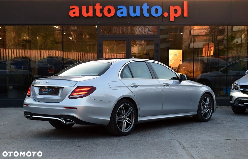 Mercedes-Benz Klasa E 400 d 4-Matic 9G-TRONIC - 28