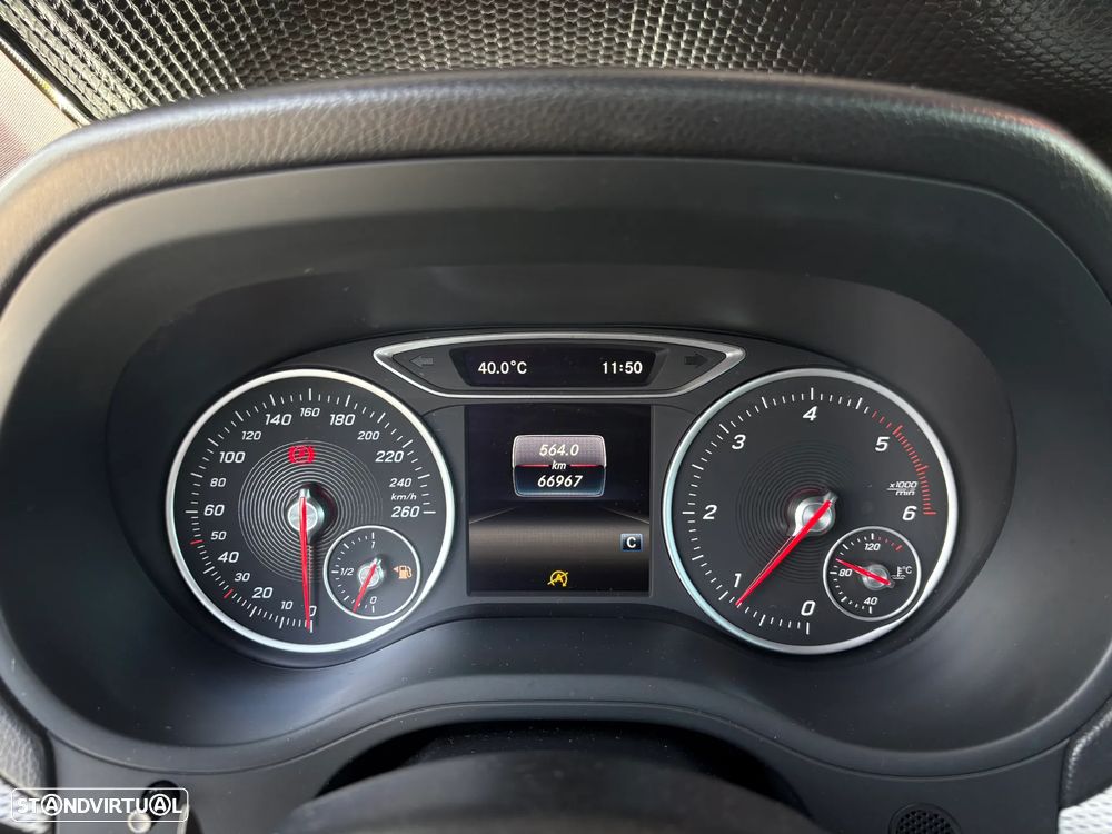 Mercedes-Benz B 180 d Urban - 13