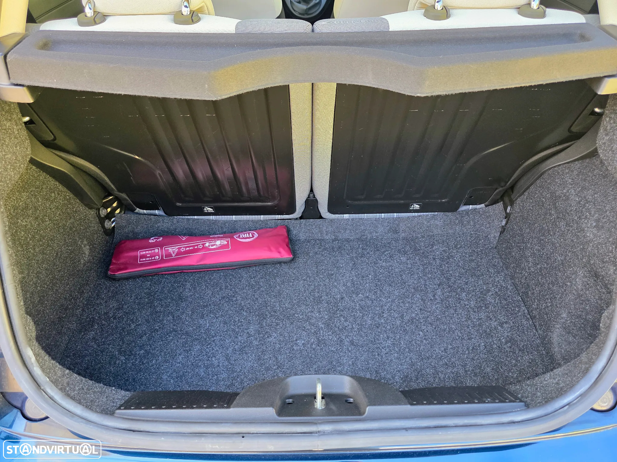 Fiat 500 1.0 Hybrid Lounge - 48