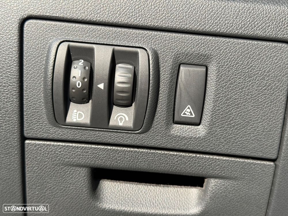 Renault Laguna Break 2.0 dCi Luxe - 10