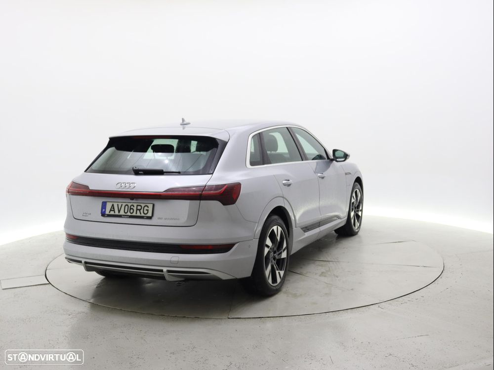 Audi e-tron 55 quattro S line - 6
