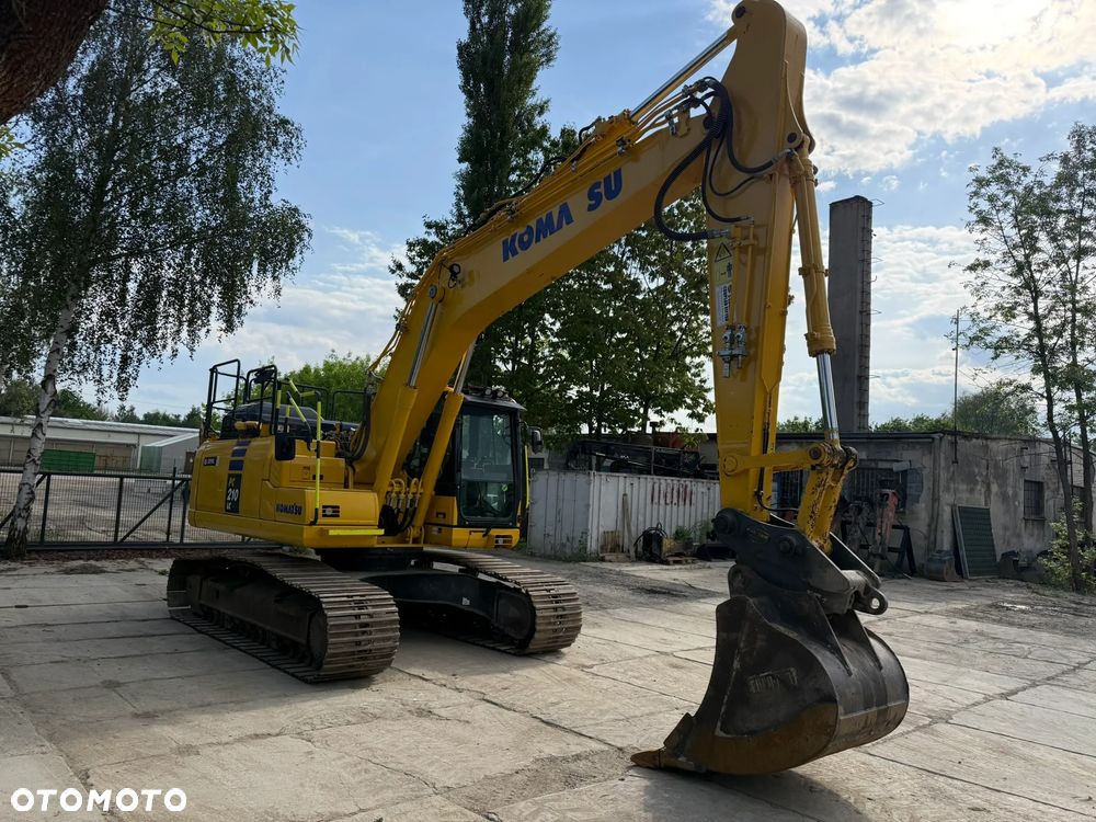 Komatsu PC 210 LC -11E0 - 18