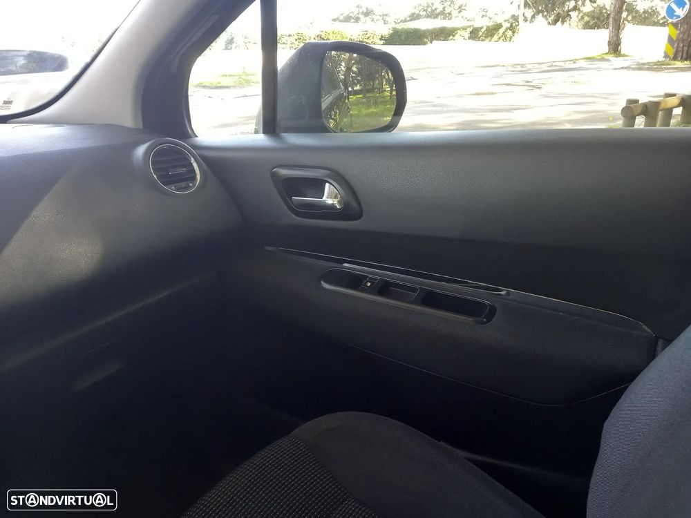 Peugeot 5008 BlueHDI 120 Stop & Start Style - 20