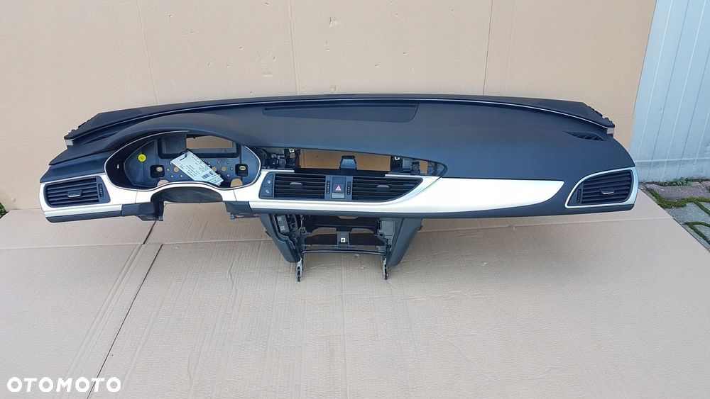 KONSOLA DESKA ROZDZIELCZA KOKPIT AUDI A6 S6 C7 4G 12- ORYGINAŁ - 2