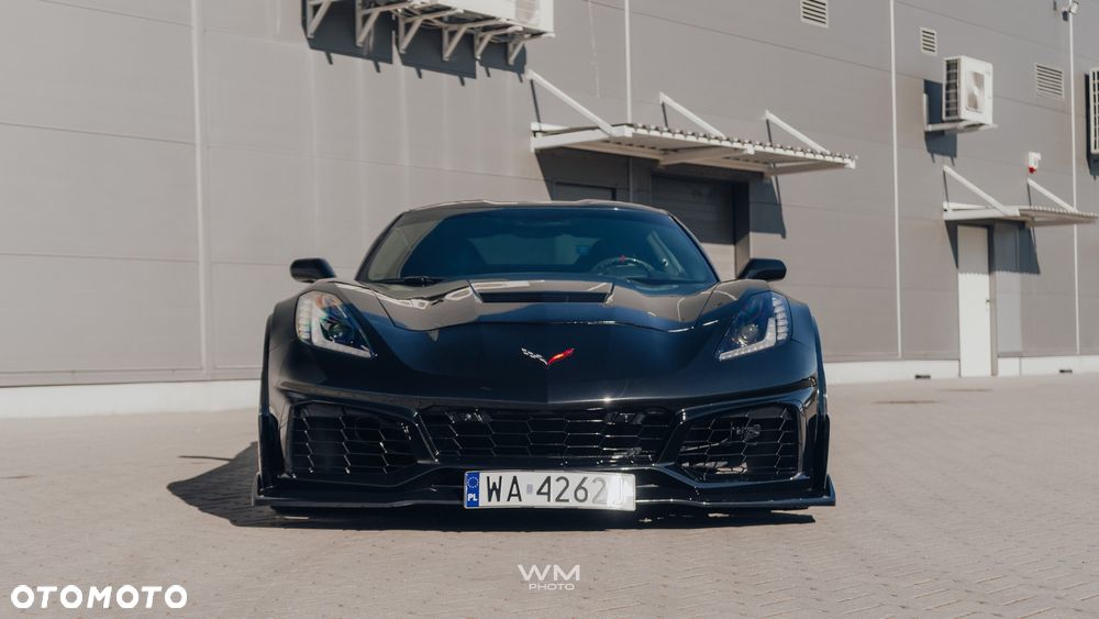 Chevrolet Corvette - 8