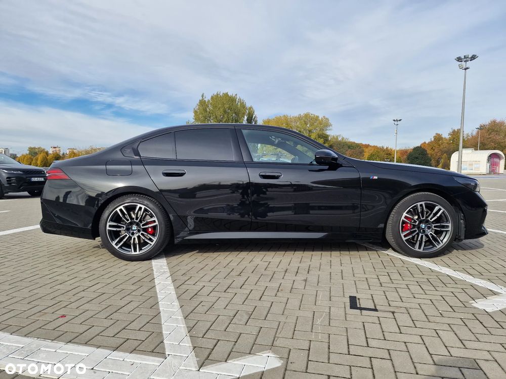 BMW Seria 5 520d mHEV M Sport Edition - 4