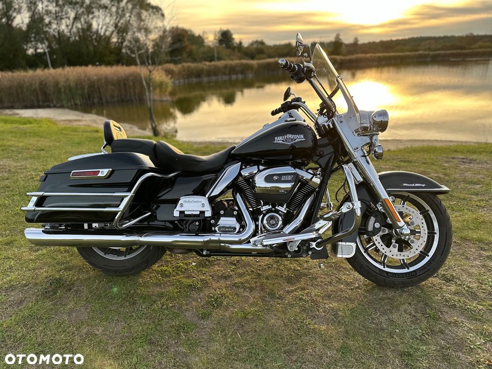 Harley-Davidson Touring Road King - 2