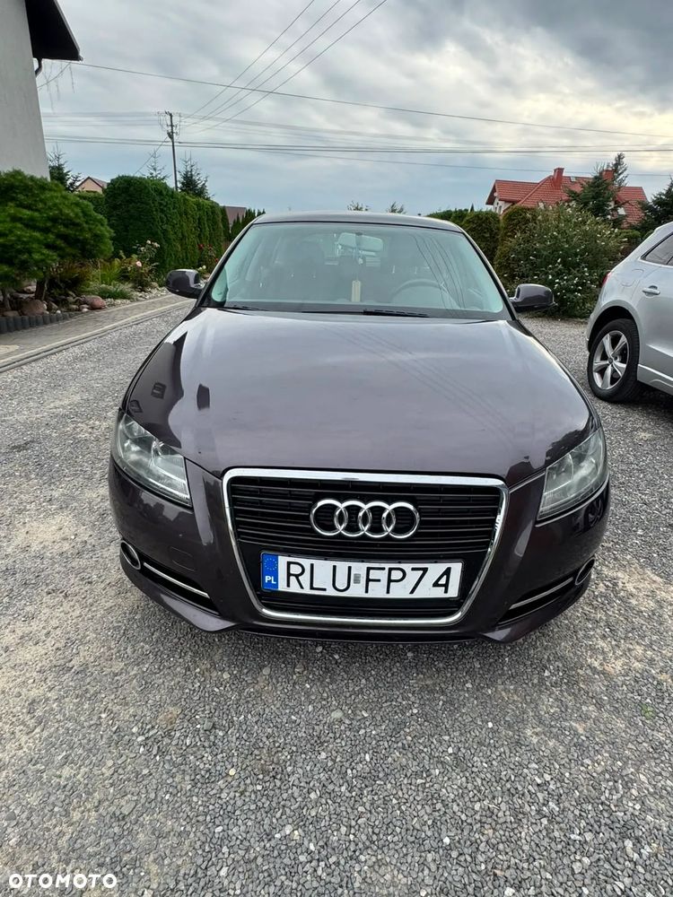 Audi A3 Sportback 2.0 TDI DPF Ambiente - 1