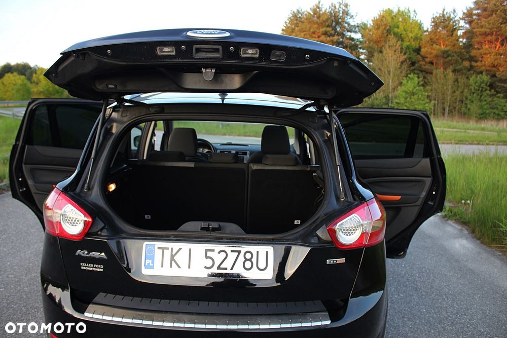 Ford Kuga 2.0 TDCi 4x4 Titanium - 25