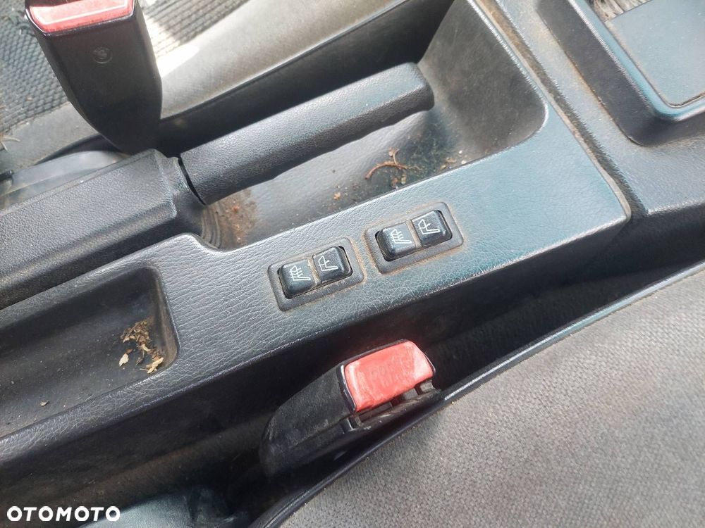 FOTEL PRAWY PRZÓD BMW E30 SEDAN TOURING - 4