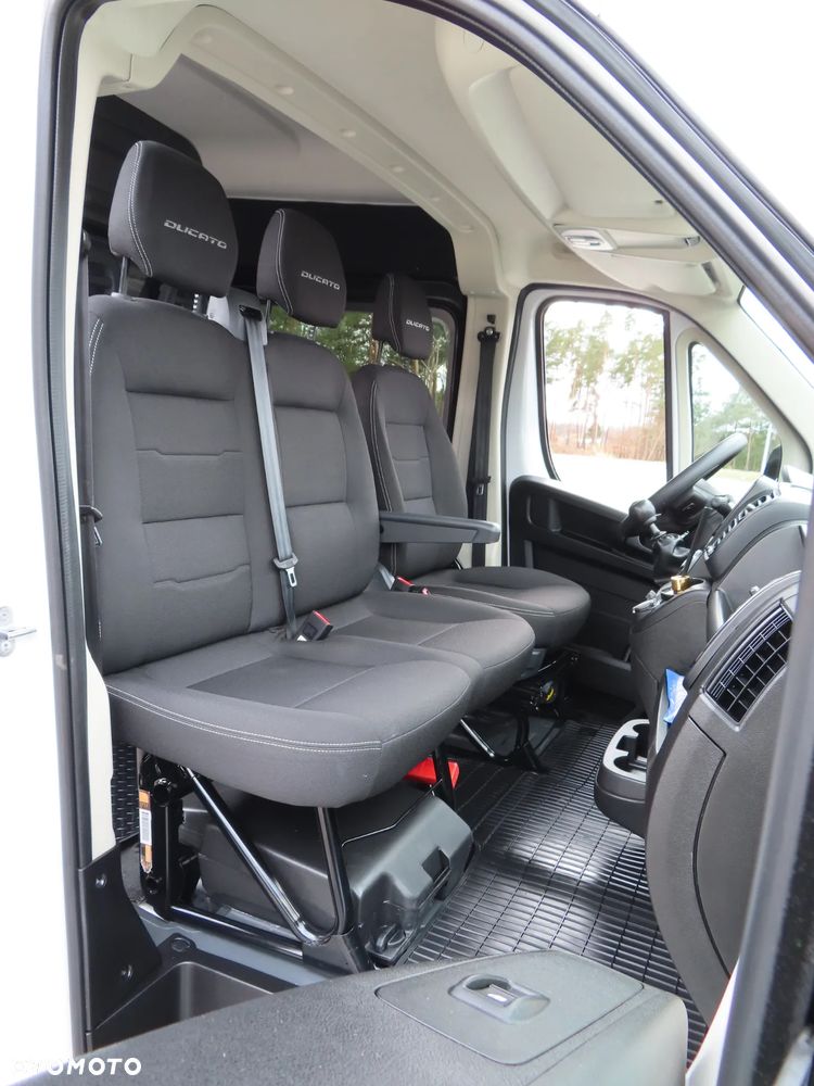 Fiat Ducato MAXI seria 8 MIXTO Doka Brygadowy Dubel 7-Mio Osobowy+1170 Kg Ładowności DMC 3500 Kg Rozstaw Osi 4035 mm Furgon L4H3 2.2 MultiJet3 H3-POWER 160 KM Android Auto/Carplay Serwis ASO Do Ostatniego Kilometra Gotowy Do Pracy STAN JAK NOWY POLECAM - 29