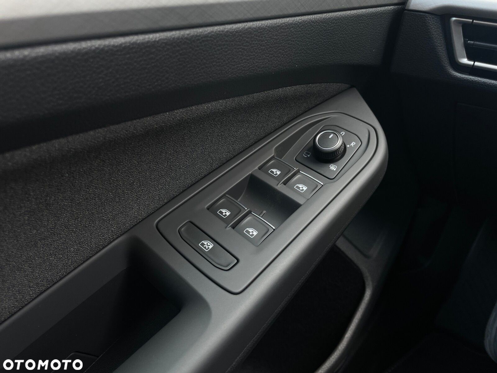 Volkswagen Golf - 23