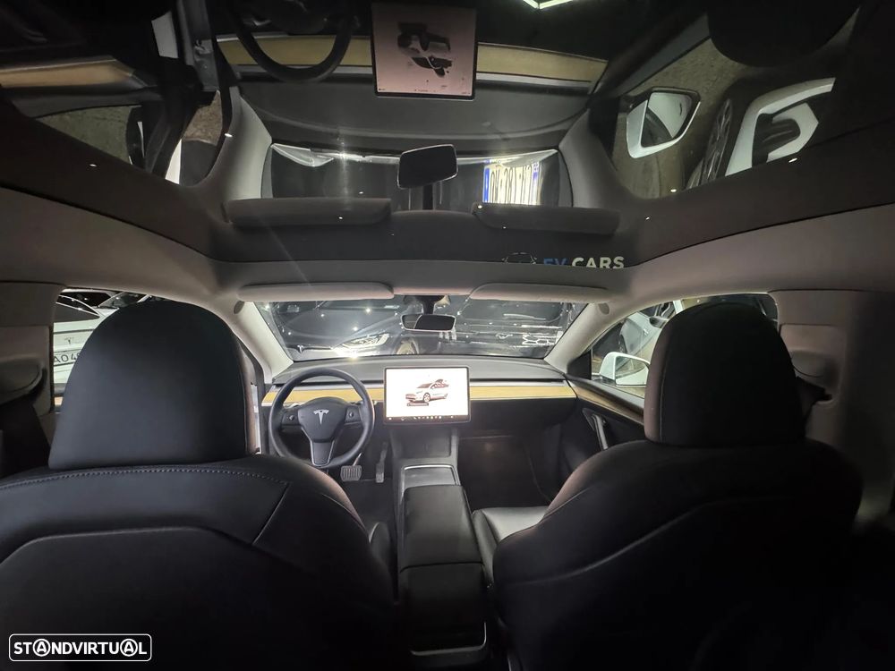 Tesla Model Y Performance Tração Integral - 17