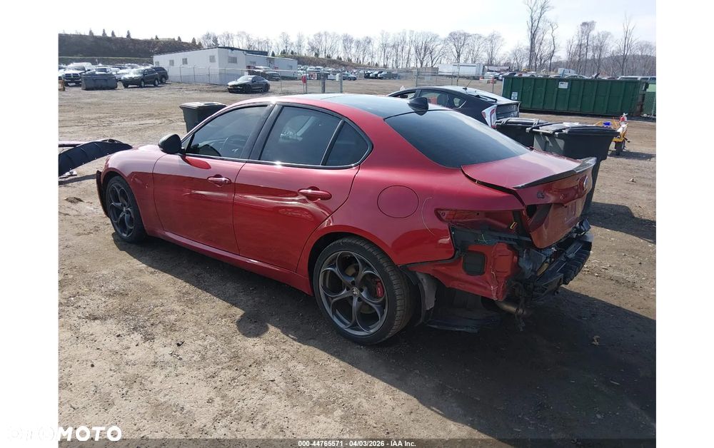 Alfa Romeo Giulia - 3