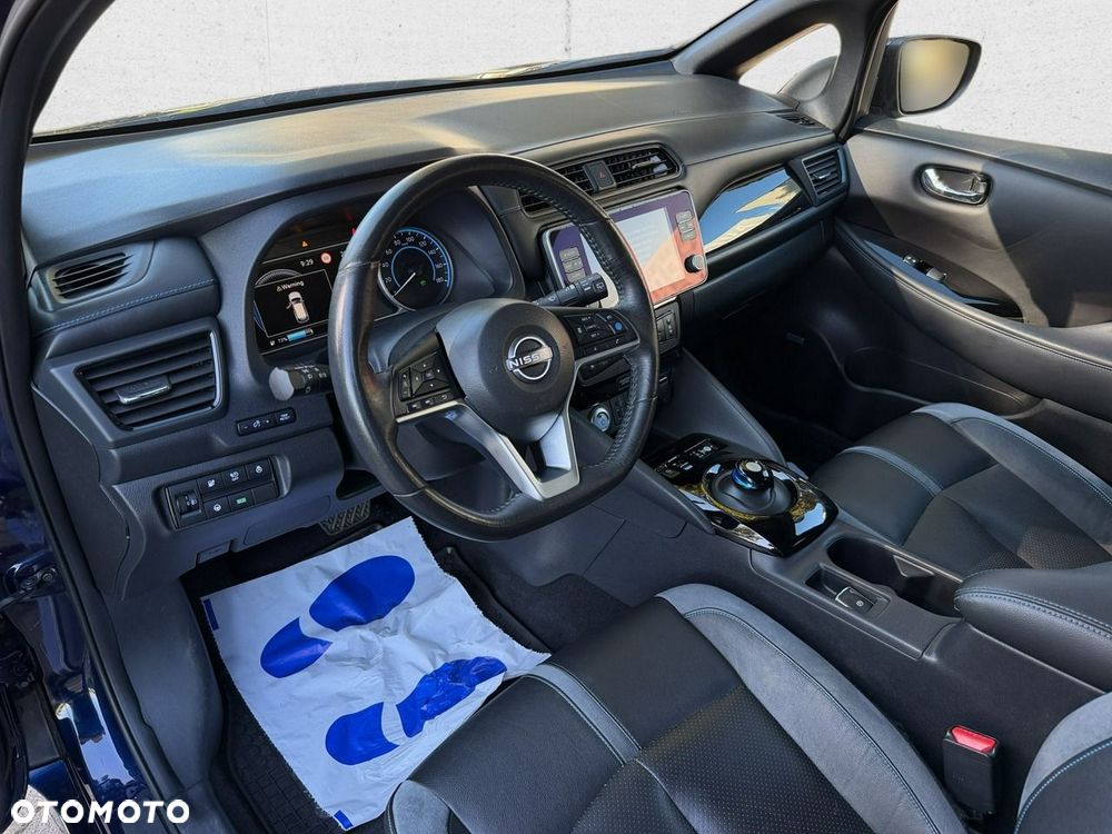 Nissan Leaf - 12