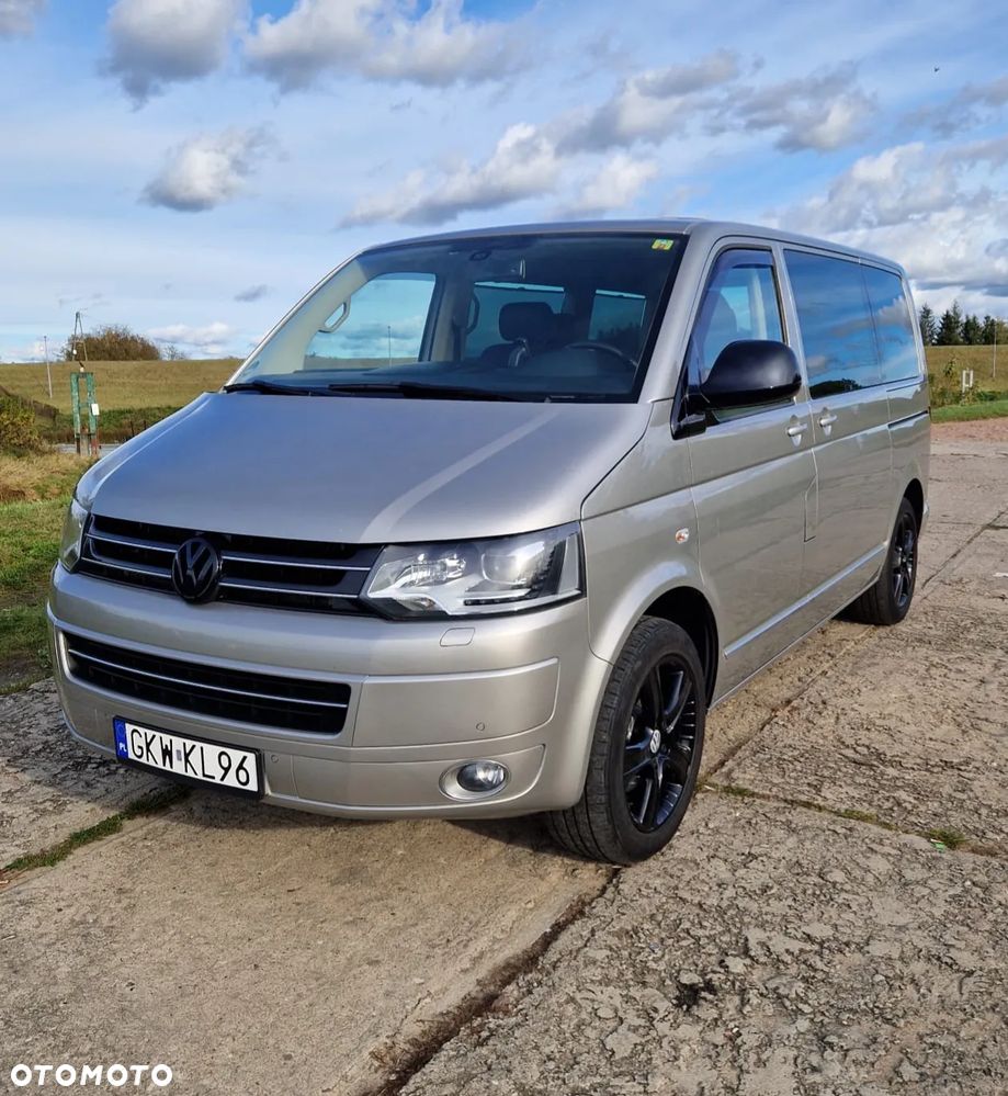 Volkswagen Multivan - 1