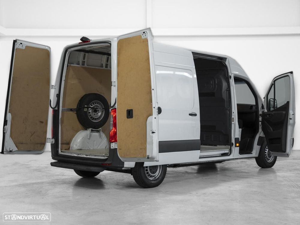 Mercedes-Benz E-SPRINTER - 5