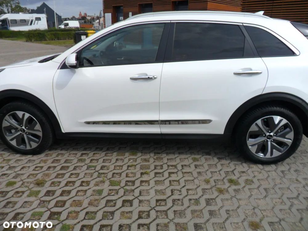 Kia Niro e-Niro 64kWh L - 8