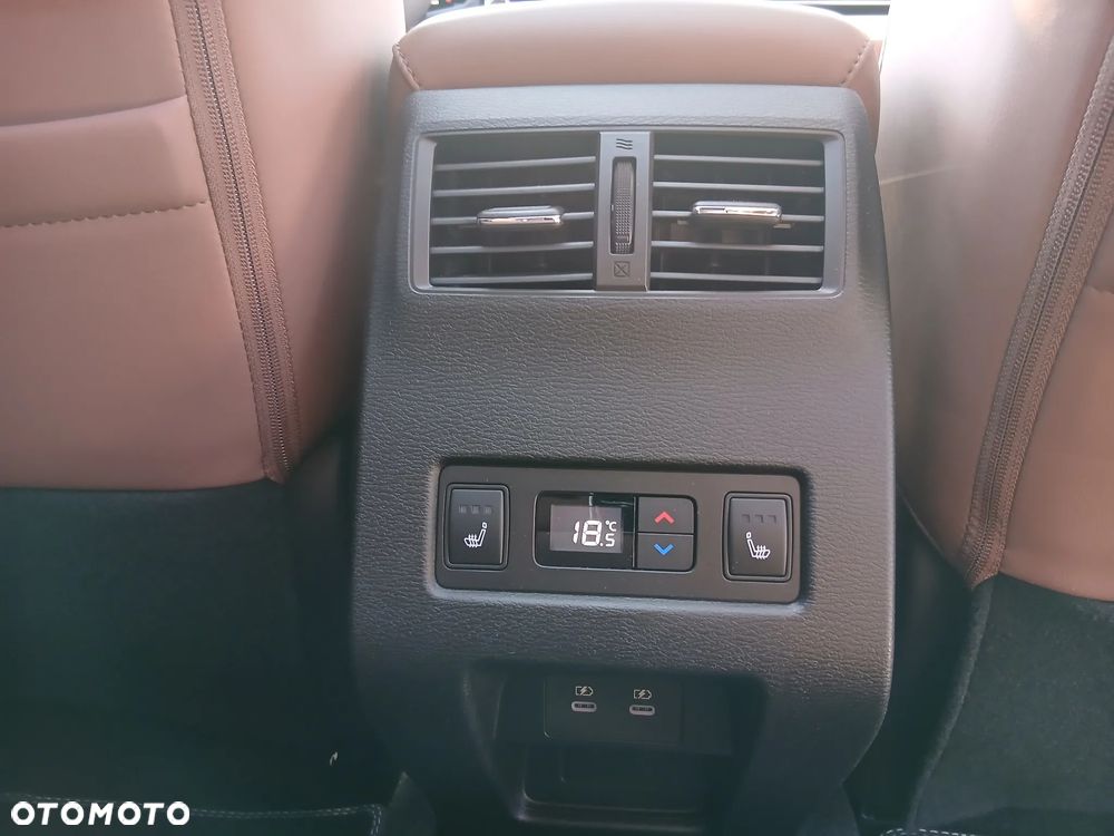 Mitsubishi Outlander Instyle Plus - 20