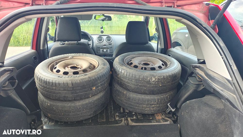 Ford Fiesta 1.25i Comfort - 17