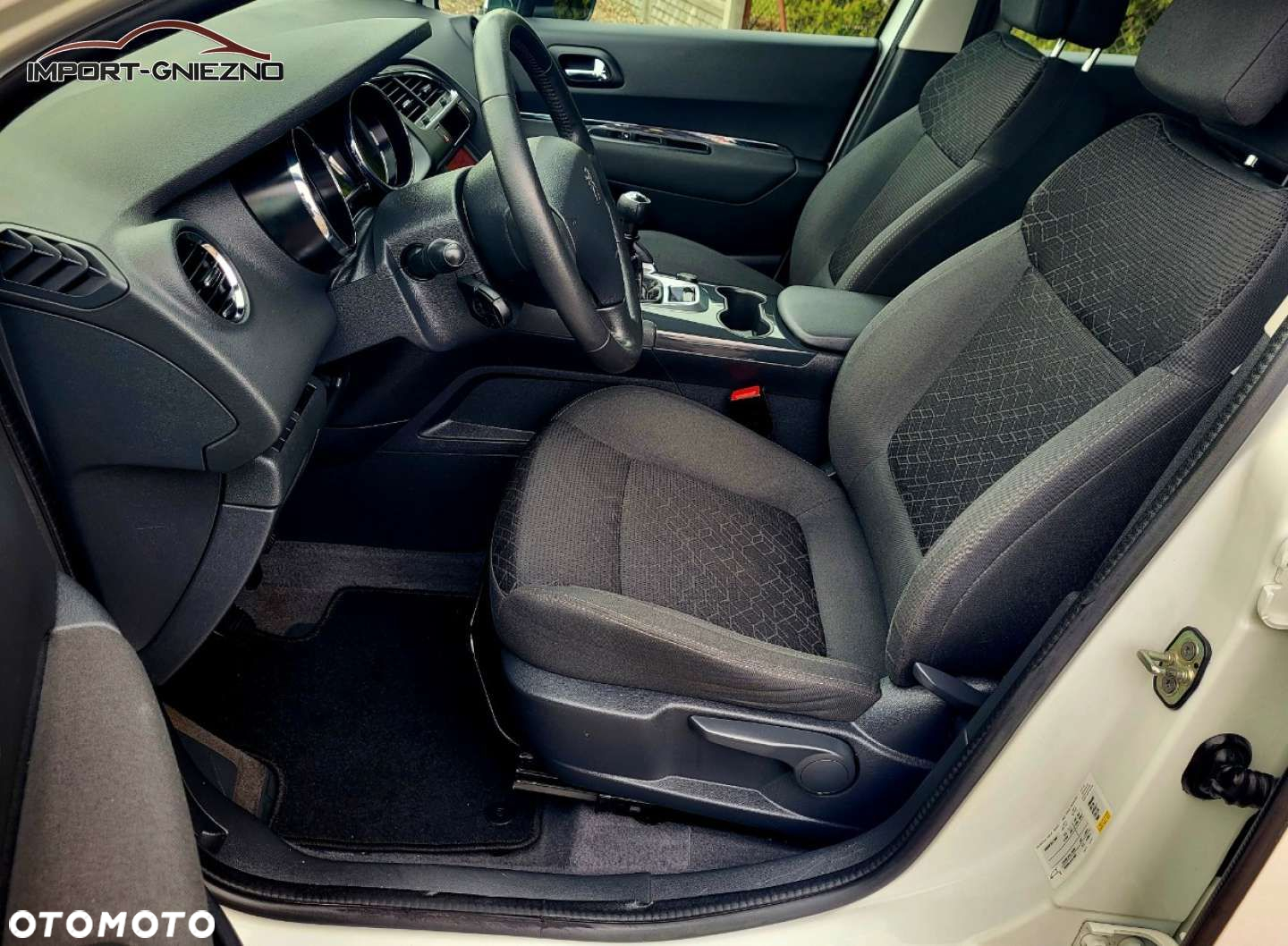 Peugeot 3008 - 5