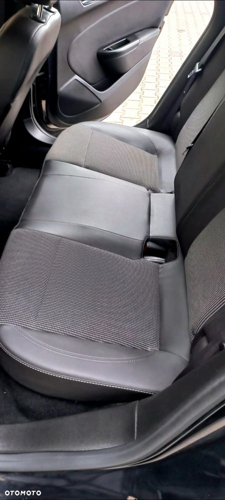 Opel Astra 1.4 Turbo Exklusiv - 9