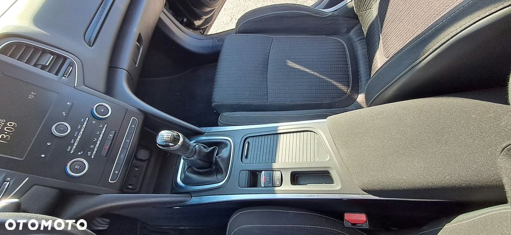 Renault Megane - 5