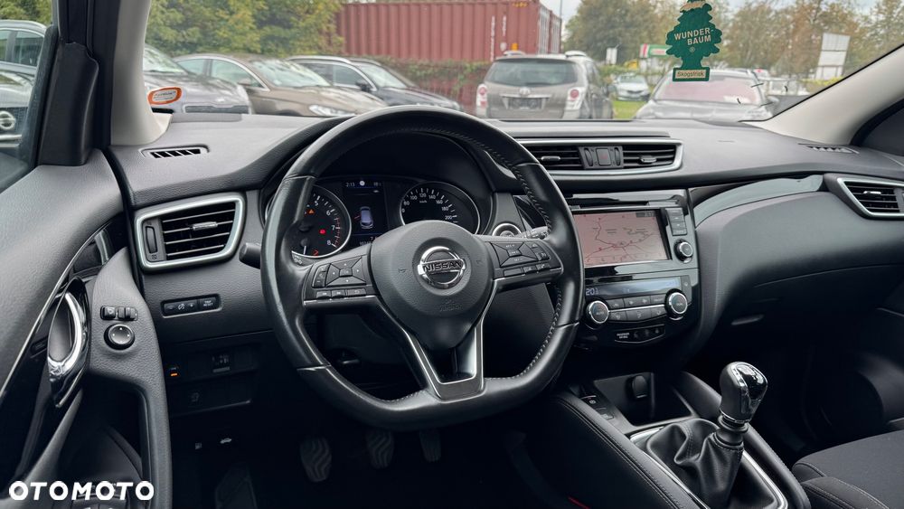 Nissan Qashqai 1.3 DIG-T N-Connecta - 32