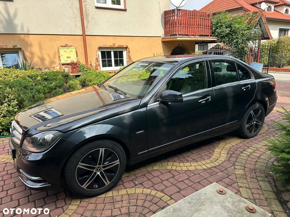 Mercedes-Benz Klasa C 220 (BlueTEC) d 7G-TRONIC Avantgarde - 7