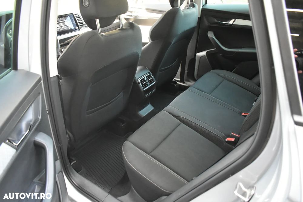 SKODA Karoq 2023 — imagine 13
