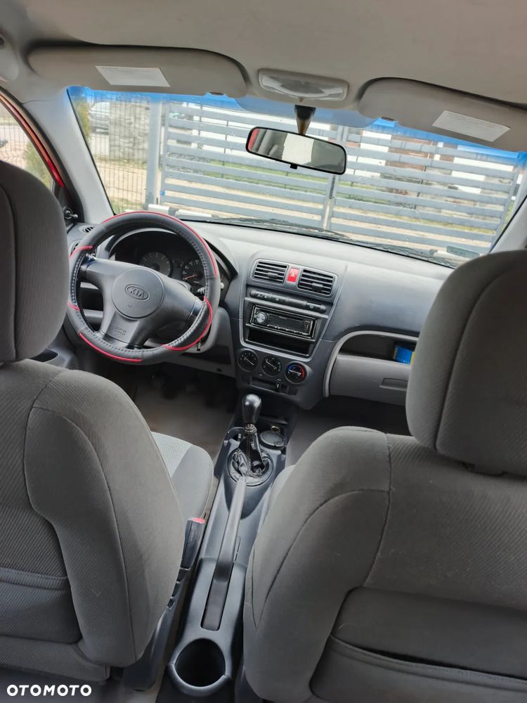 Kia Picanto - 6