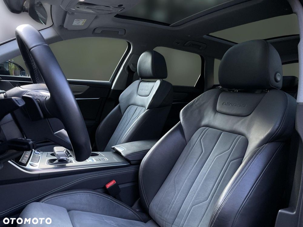 Audi A6 Allroad - 12