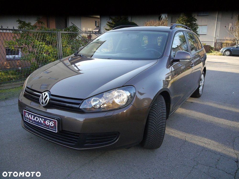 Volkswagen Golf - 8