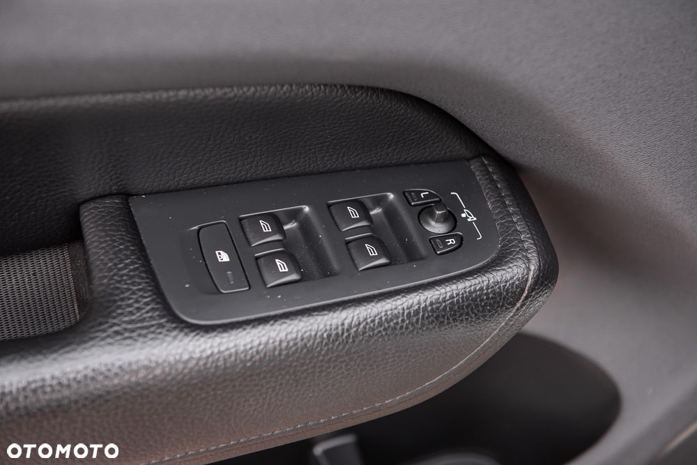 Volvo XC 60 - 36